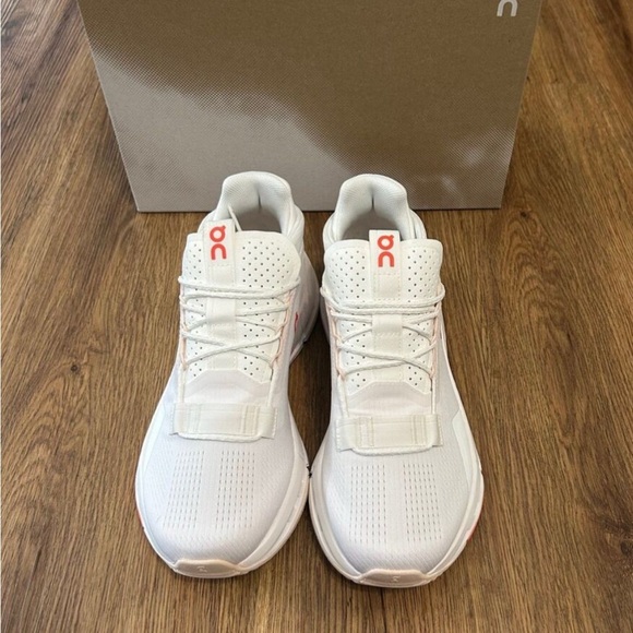 ON CLOUDNOVA white flame running athletic training lace up shoes sz 8.5 new - Picture 7 of 8